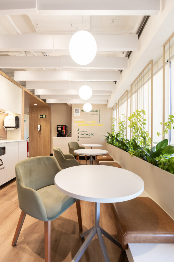 PORTFOLIO - wall in_9